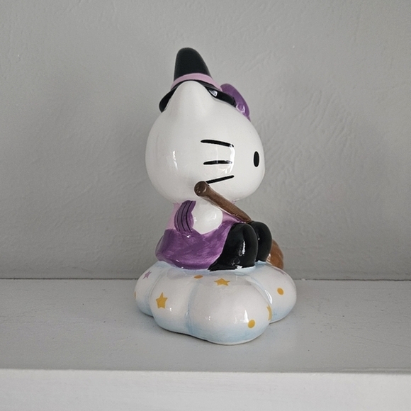 NWT Blue Sky Clayworks X Hello Kitty Flying Witch Figurine - Picture 2 of 4